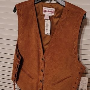 Leather vest in new condition